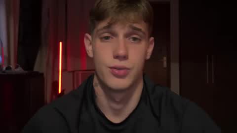 Snapshot of mason_gallagher chatting on 20, 12, 2025 Mason online show from 20, 12, 2025