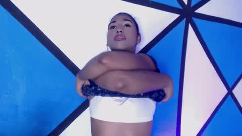 Snapshot of massielhot chatting on 3, 10, 2025 massielhot online show from 3, 10, 2025