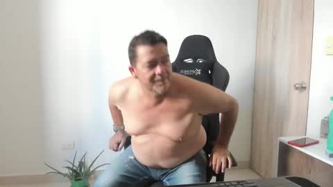 Snapshot of massimo_danger chatting on 15, 10, 2025 massimo_danger online show from 15, 10, 2025