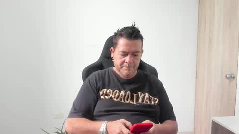 Snapshot of massimo_danger chatting on 23, 10, 2025 massimo_danger online show from 23, 10, 2025