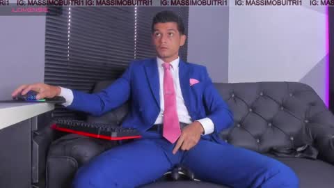 I am Massimo online show from 4, 5, 2026