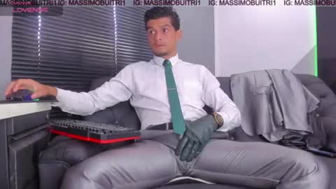 I am Massimo online show from 17, 7, 2026