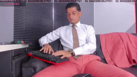 I am Massimo online show from 28, 7, 2026