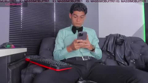 I am Massimo online show from 5, 8, 2026