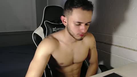 Snapshot of massimo_jiovano chatting on 7, 1, 2025 massimo online show from 7, 1, 2025