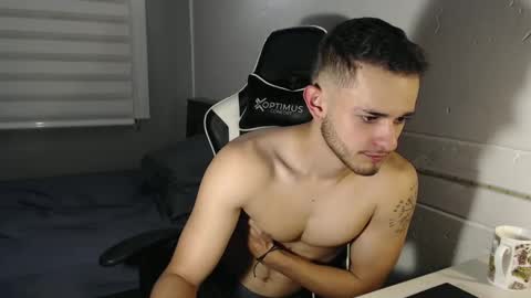 Snapshot of massimo_jiovano chatting on 7, 1, 2025 massimo online show from 7, 1, 2025