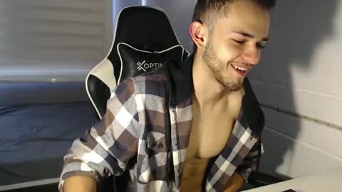 Snapshot of massimo_jiovano chatting on 21, 2, 2025 massimo online show from 21, 2, 2025