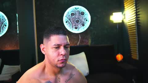 massimowalton2 online show from 23, 2, 2025