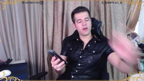 Snapshot of master_fang chatting on 26, 10, 2025 ALPHA FANG online show from 26, 10, 2025