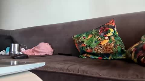 master_leoo online show from 12, 2, 2026