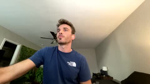 Snapshot of master_louie chatting on 19, 12, 2024 muskyjockdick online show from 19, 12, 2024