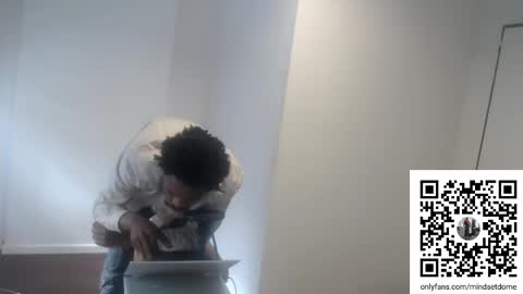 Snapshot of masterdomfuck chatting on 12, 10, 2025 Masterdomfuck online show from 12, 10, 2025