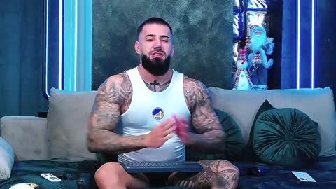Snapshot of masterkingofmuscle chatting on 9, 12, 2024 masterkingofmuscle online show from 9, 12, 2024