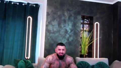 Snapshot of masterkingofmuscle chatting on 22, 1, 2025 masterkingofmuscle online show from 22, 1, 2025