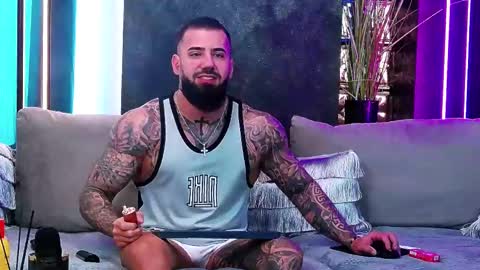 Snapshot of masterkingofmuscle chatting on 26, 2, 2025 masterkingofmuscle online show from 26, 2, 2025