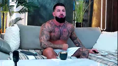 Snapshot of masterkingofmuscle chatting on 29, 9, 2025 masterkingofmuscle online show from 29, 9, 2025