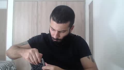   online show from 14, 12, 2024