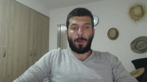   online show from 15, 1, 2025