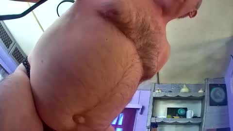 Snapshot of masterswitchfred chatting on 8, 4, 2026 masterswitchfred online show from 8, 4, 2026