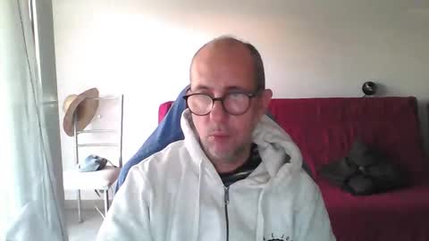 mat11efou online show from 28, 9, 2025