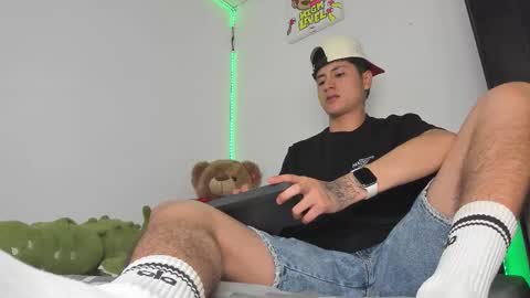 mateo_escobar online show from 13, 2, 2026