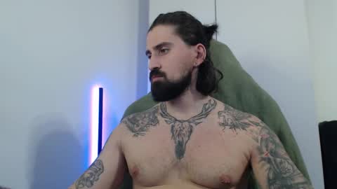 Snapshot of mateohalifa chatting on 31, 10, 2025 mateohalifa online show from 31, 10, 2025