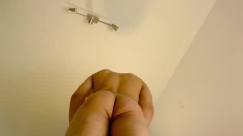 STRURIBE ON INSTAGRAM online show from 22, 1, 2025