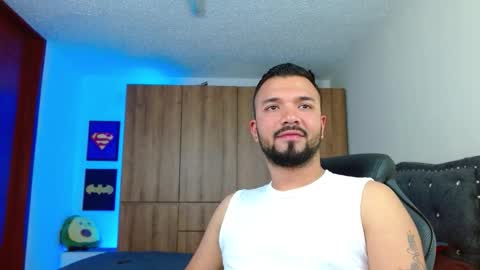 mathewhot3 online show from 22, 11, 2025