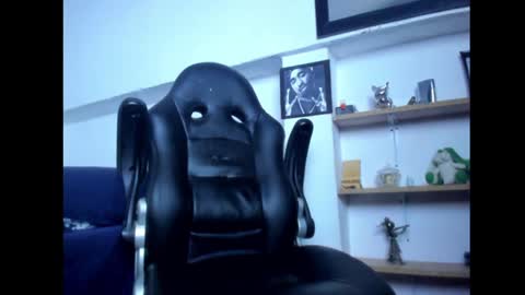 Snapshot of mathews_19 chatting on 1, 2, 2025 Teo online show from 1, 2, 2025