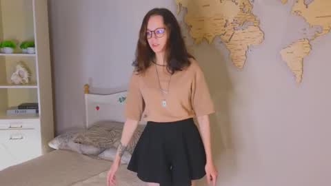 mathildesephton online show from 23, 10, 2025