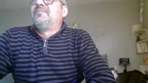 Snapshot of matrike1 chatting on 16, 5, 2026 matrike1 online show from 16, 5, 2026