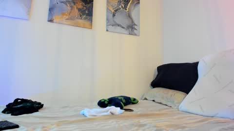  ig mattventure94 online show from 18, 12, 2024