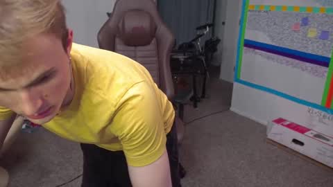 Snapshot of mattcashxxx chatting on 18, 12, 2024 Matt Cash online show from 18, 12, 2024