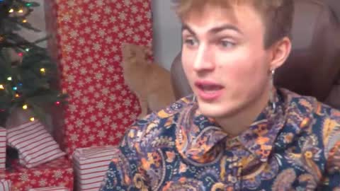 Snapshot of mattcashxxx chatting on 24, 12, 2024 Matt Cash online show from 24, 12, 2024