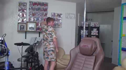 Snapshot of mattcashxxx chatting on 4, 3, 2025 Matt Cash online show from 4, 3, 2025