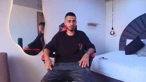 Snapshot of matthewcullenn chatting on 14, 2, 2026 Matthew online show from 14, 2, 2026