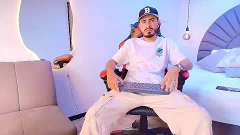 Snapshot of matthewcullenn chatting on 1, 3, 2026 Matthew online show from 1, 3, 2026