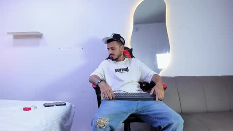 Snapshot of matthewcullenn chatting on 20, 3, 2026 Matthew online show from 20, 3, 2026