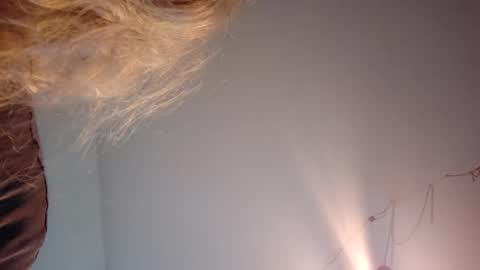 Snapshot of matthy60 chatting on 2, 10, 2025 Matthias online show from 2, 10, 2025