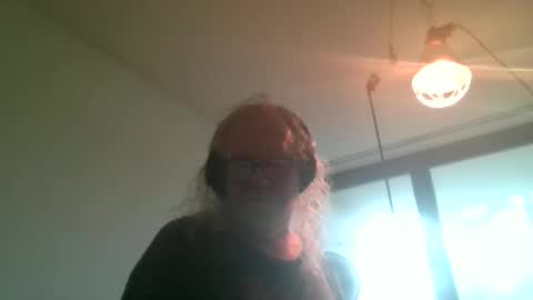 Snapshot of matthy60 chatting on 11, 10, 2025 Matthias online show from 11, 10, 2025