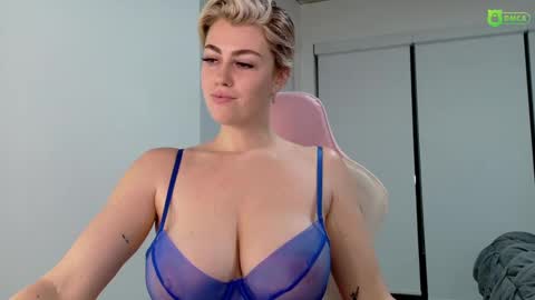 Snapshot of mattisux chatting on 24, 12, 2024 Matti Mars online show from 24, 12, 2024