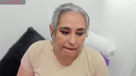 danna mature online show from 9, 2, 2026