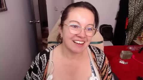 Snapshot of mature_wolf chatting on 4, 11, 2025 Sonia online show from 4, 11, 2025