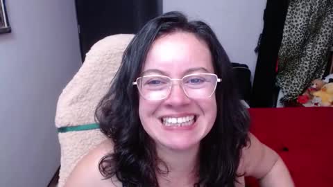 Snapshot of mature_wolf chatting on 13, 11, 2025 Sonia online show from 13, 11, 2025