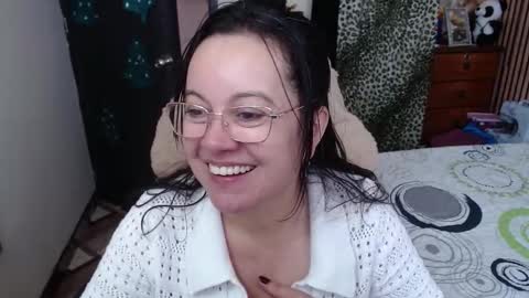 Snapshot of mature_wolf chatting on 15, 12, 2025 Sonia online show from 15, 12, 2025