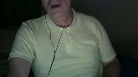 Snapshot of maturehotman chatting on 5, 1, 2025 maturehotman online show from 5, 1, 2025