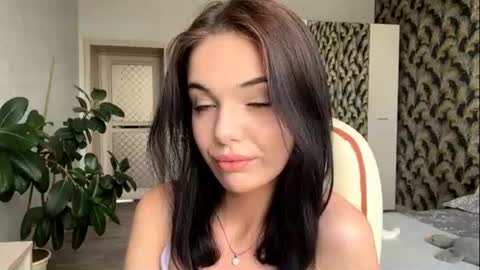 Lina online show from 18, 6, 2026