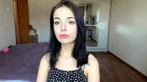 Lina online show from 22, 6, 2026