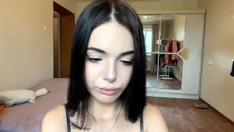 Lina online show from 8, 7, 2026