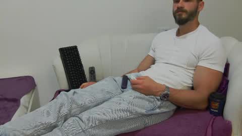 mauro_real_man online show from 3, 5, 2026